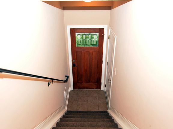 3rd image of 567 Riverpointe Dr