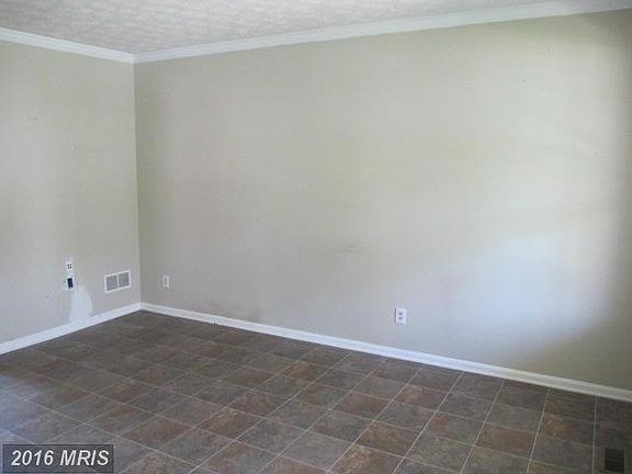 3rd image of 1557 Foxborough Dr