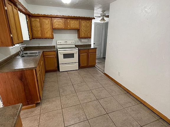5th image of 14819 SE 15th St