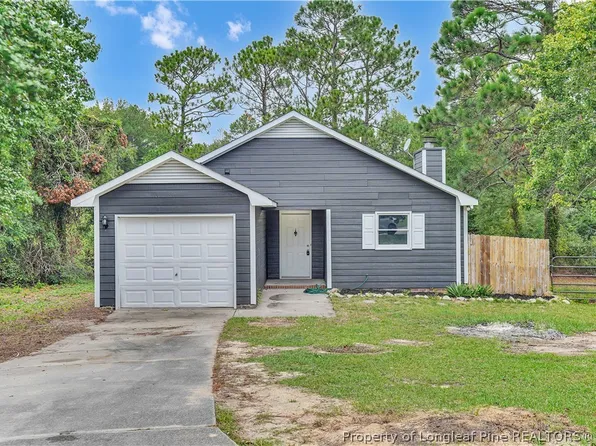 5204 Blanchette St, Hope Mills, NC 28348