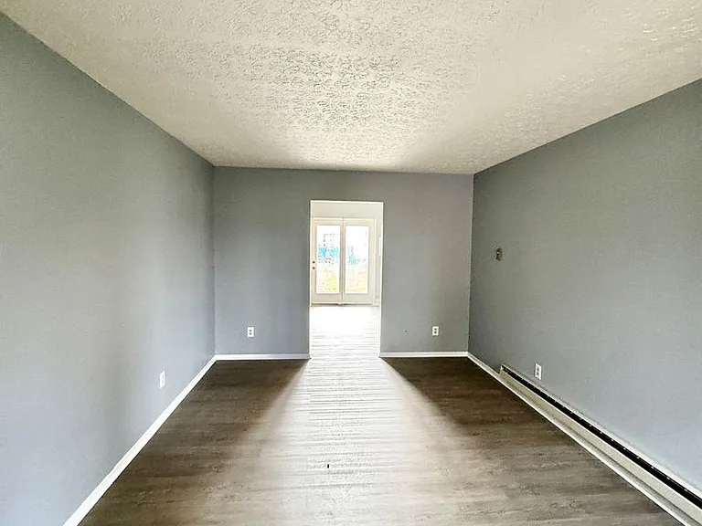115 Crestwood Dr — Photo 10