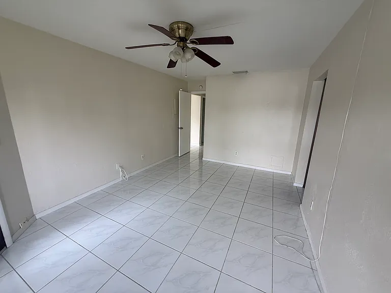 109 Blue Heron Dr — Photo 13