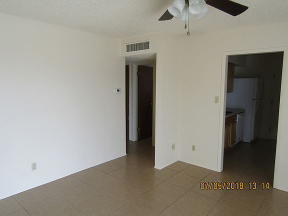 4th image of 1805 Payne St Unit 1