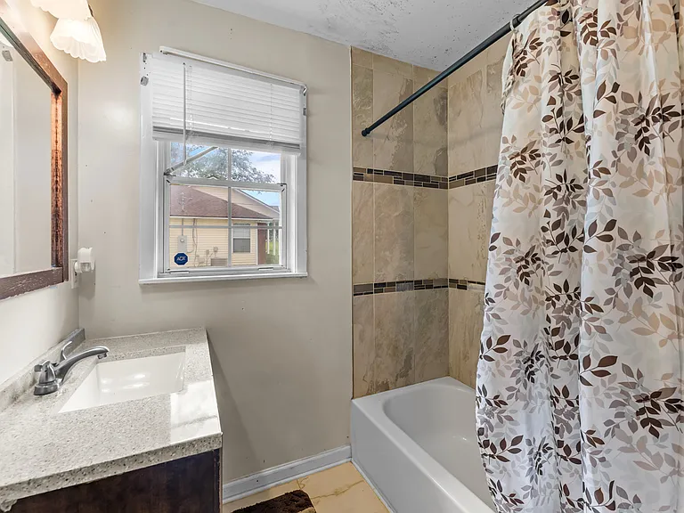 830 S Adams St — Photo 29