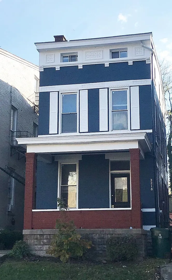 3218 Bishop Street — Photo 1