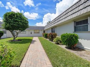 127 Valencia Dr #F, Delray Beach, FL 33446