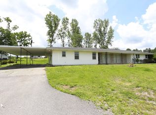 559 Highway 30w, Athens, TN 37303