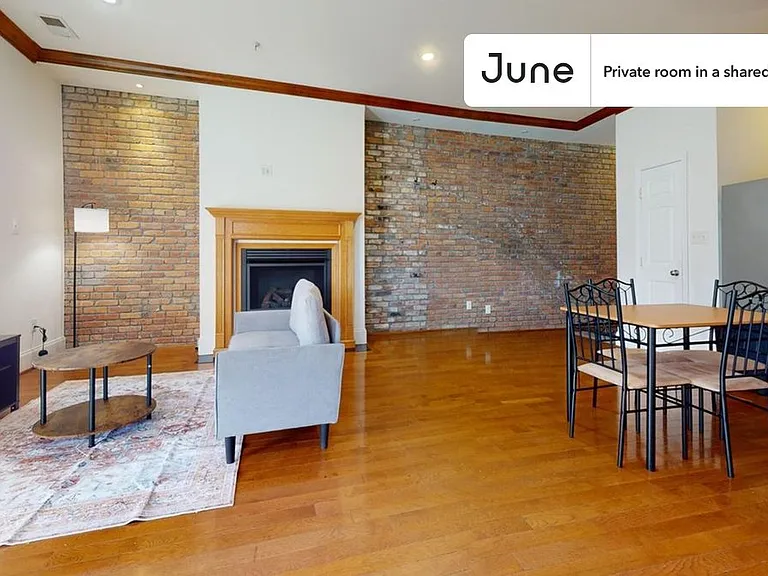 1337 Girard St NW #A — Photo 1