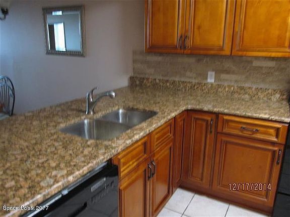 2nd image of 300 Columbia Dr APT 1306
