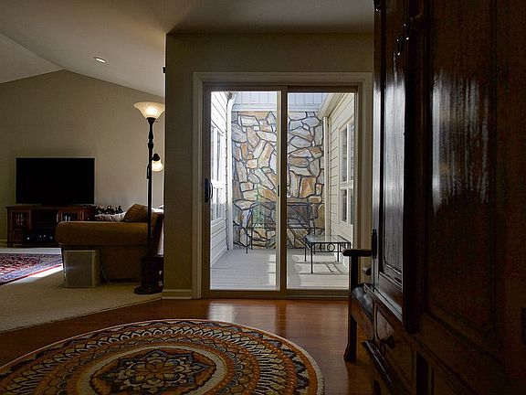 Entry looking into solarium.