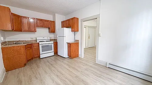 31-33 Bond St Photo 1