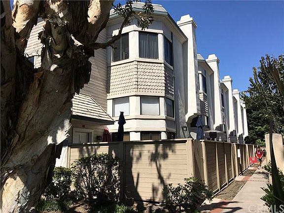2nd image of 324 N Francisca Ave Unit 4