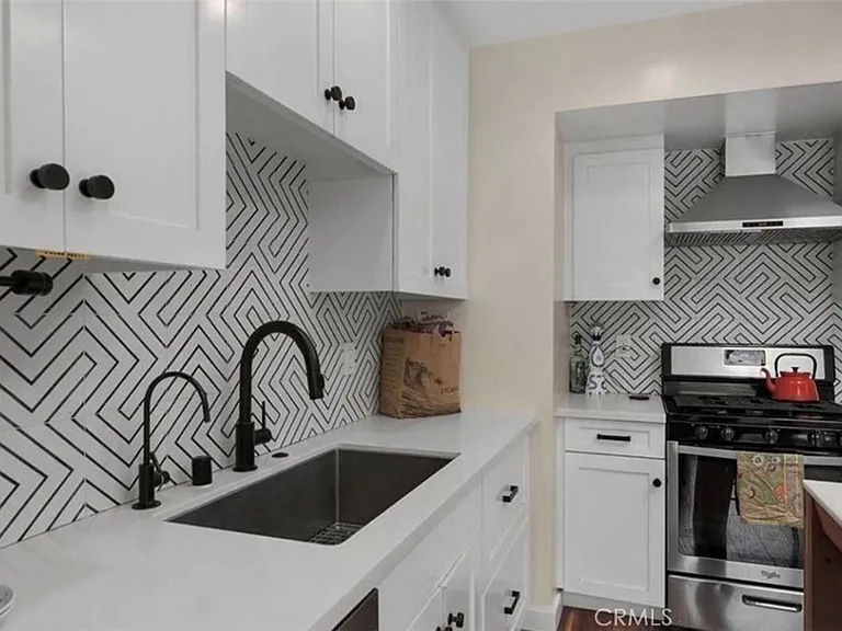 1900 Berkeley Ave — Photo 6