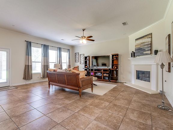 3rd image of 3006 Southern Mill Ct