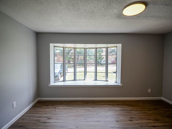 4th image of 5613 Apple Blossom Dr
