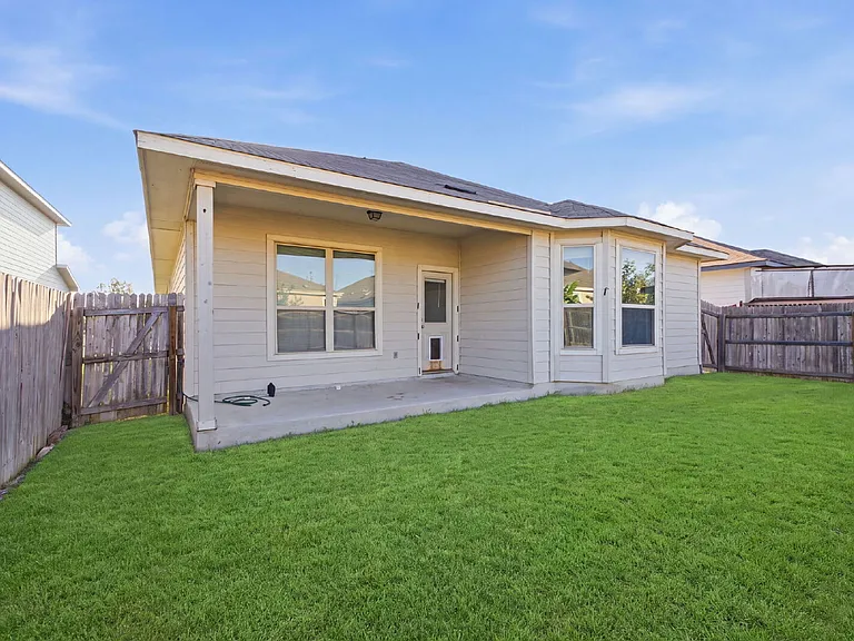 5950 Larkspur Valley — Photo 35