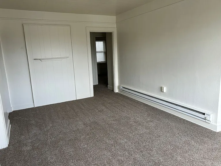 1225 Commerce Ave — Photo 18