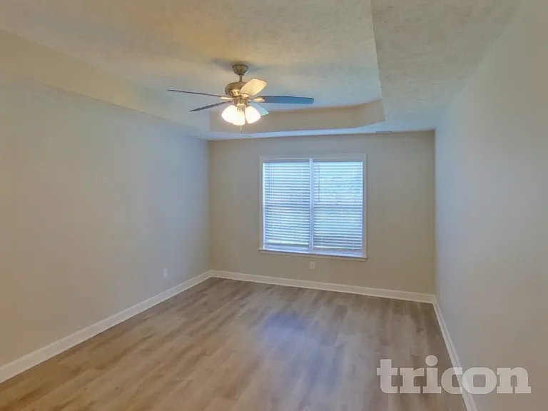 1024 Stratus Dr — Photo 9
