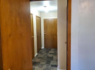 402 S 5th St APT 6, Arlington, SD 57212