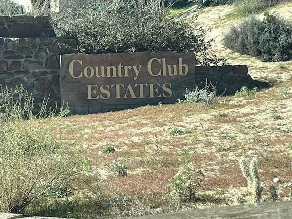 7674 Rockaway Ave, Yucca Valley, CA 92284