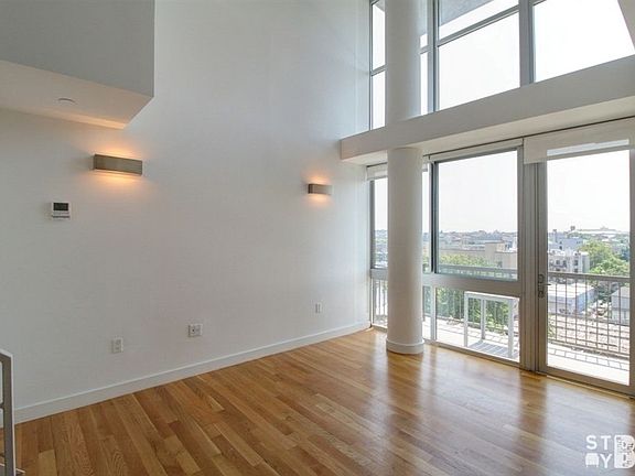 4th image of 291 Greene Ave #10G