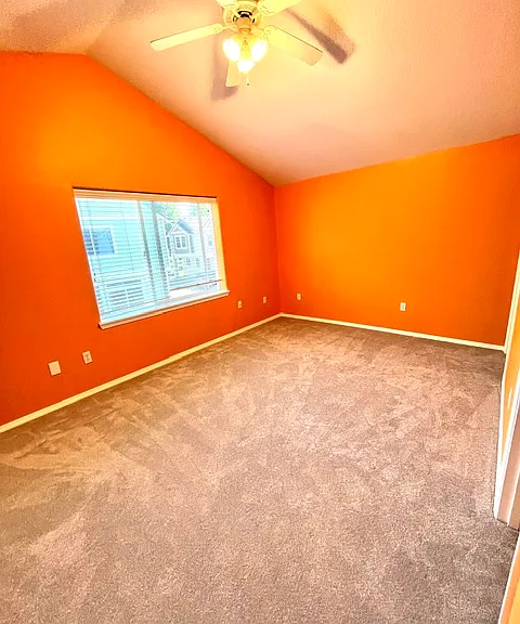 1228 NE 86th Way — Photo 6