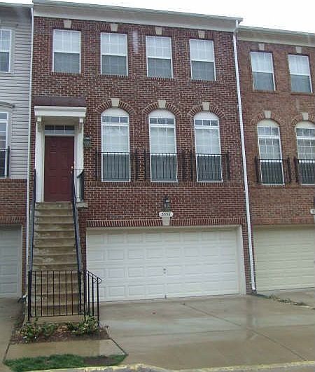 Beautiful 3 Level Brick TownHome