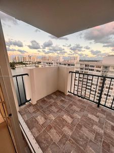 2750 NE 183rd St APT 2211, Aventura, FL, 33160