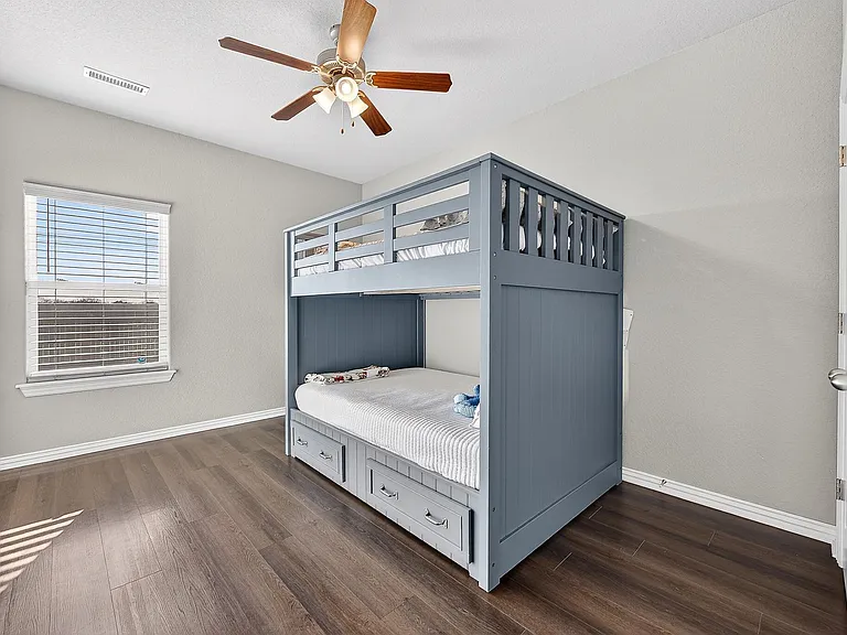 1220 Moonrise St — Photo 4
