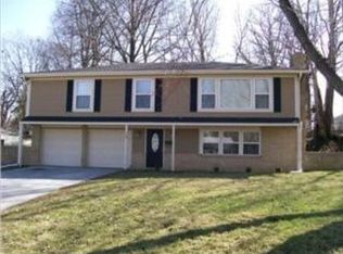 749 Hillside Ave, Liberty, MO 64068