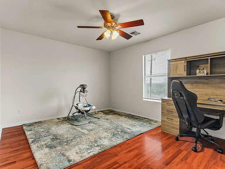 2500 Waterfall Dr — Photo 18