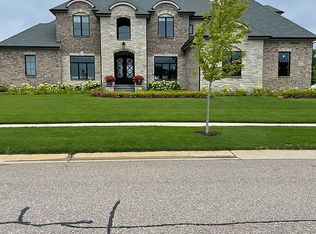 51280 Chamberlin Ct, Northville, MI