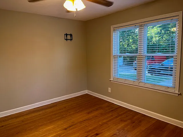 3605 Manhattan Ave — Photo 4