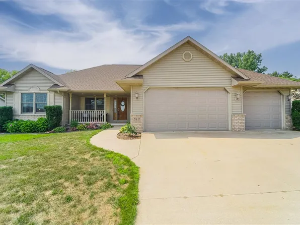 810 Hickory St, Hortonville, WI 54944
