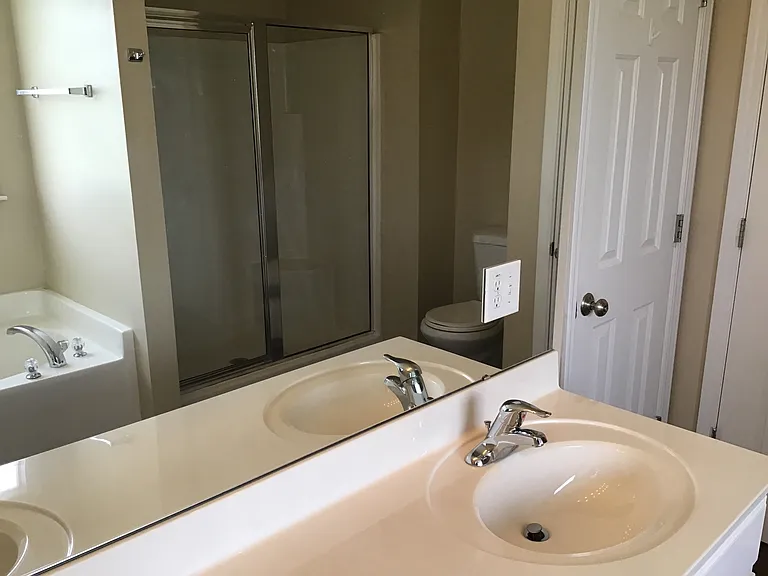 384 Axum Rd — Photo 11