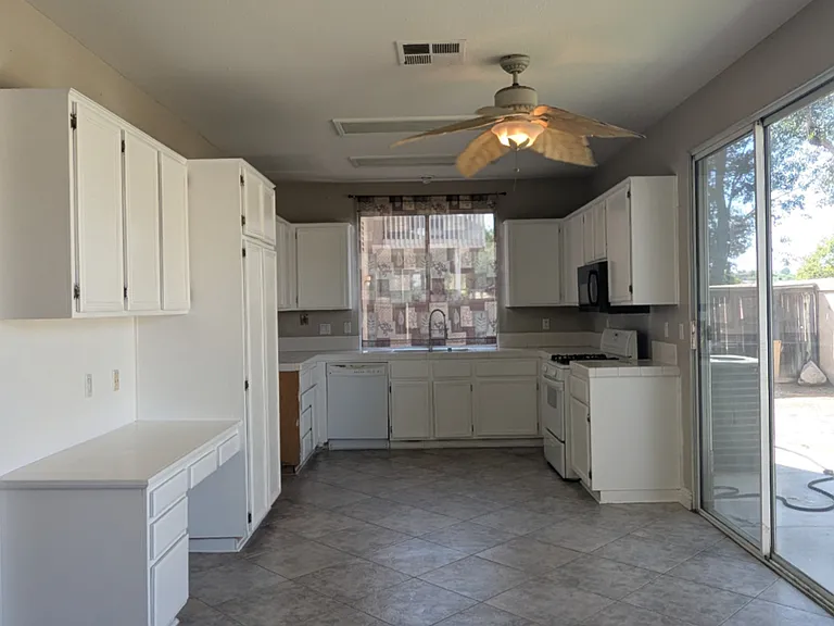 1289 Mira Valle St — Photo 3