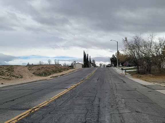 4th image of 14208 La Paz Dr