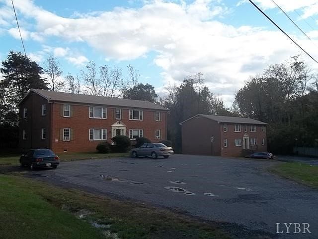2nd image of 137 E 143rd St
