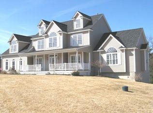 46 Overton Rd, Windham, NH 03087