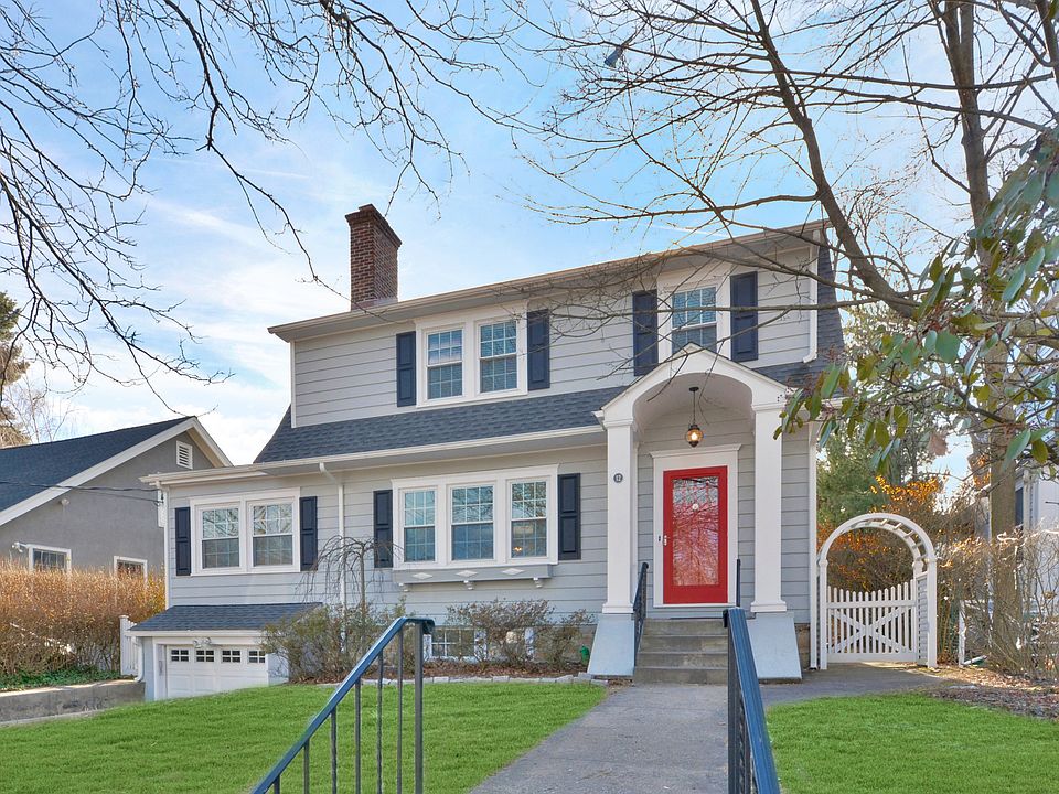 Renovated Larchmont Manor Colonial
