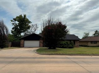 2209 N Union Ave, Shawnee, OK 74804