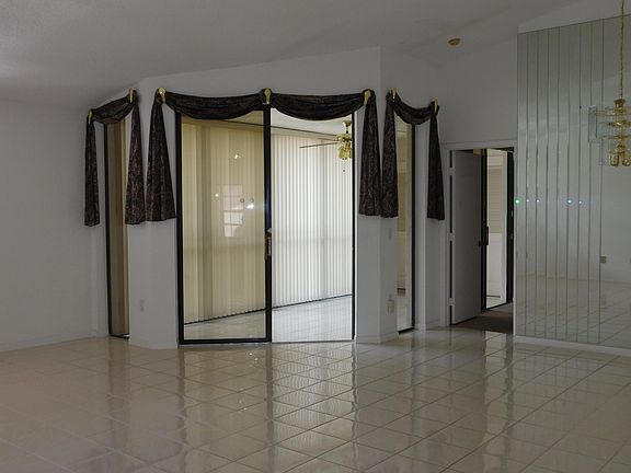 5th image of 5195 Europa Dr APT P
