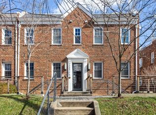 2233 40th Pl NW APT 1, Washington, DC 20007