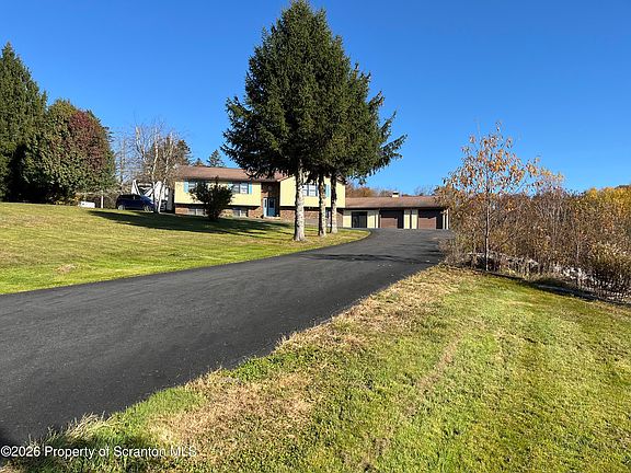 5th image of 305 Arnolds Rd