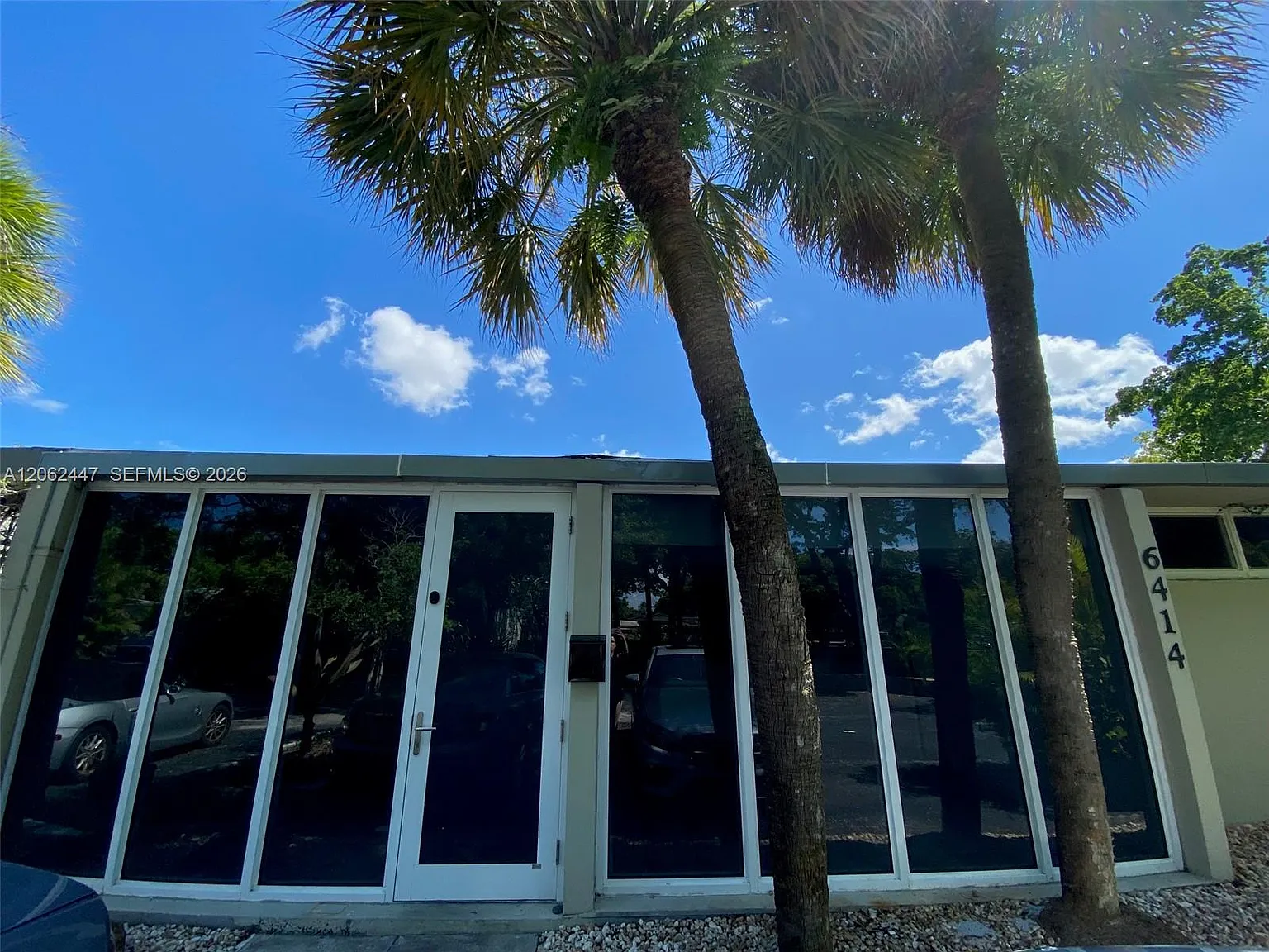 Miami Lakes-Lake Katharin — Photo 2