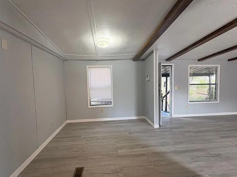 11640 County Road 579 — Photo 5