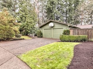 9082 SW Arapaho Rd, Tualatin, OR 97062