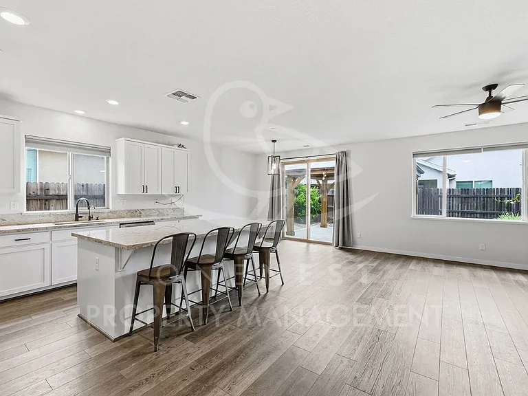 5676 Seedling Way — Photo 4
