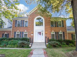 4040 26th St N, Arlington, VA 22207