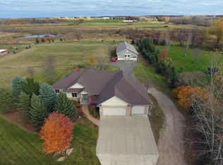 16675 Henna Ave N, Hugo, MN 55038